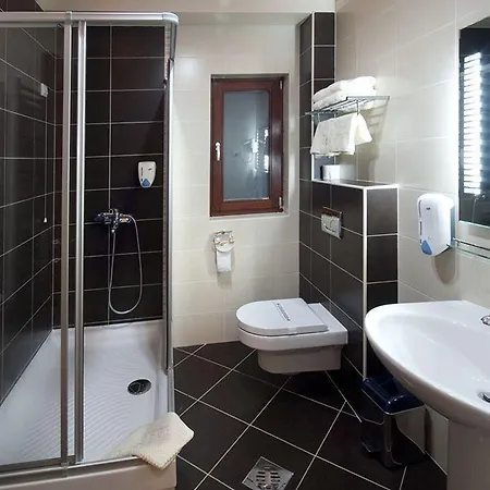 Sucevic Garni Отель