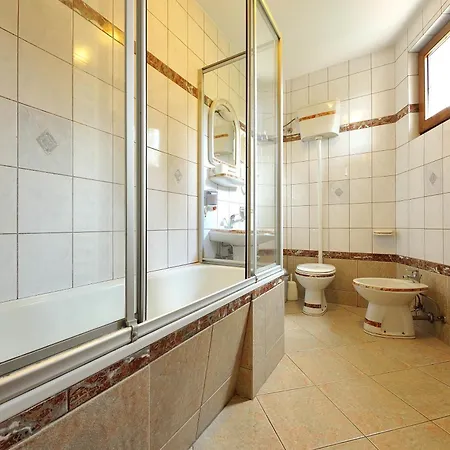 Sucevic Garni Отель 4*