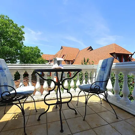 Отель Sucevic Garni