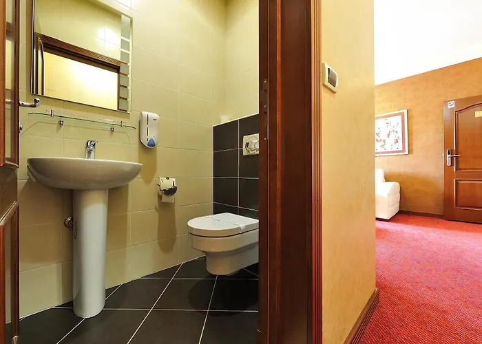 Hotel Sucevic Garni 4*